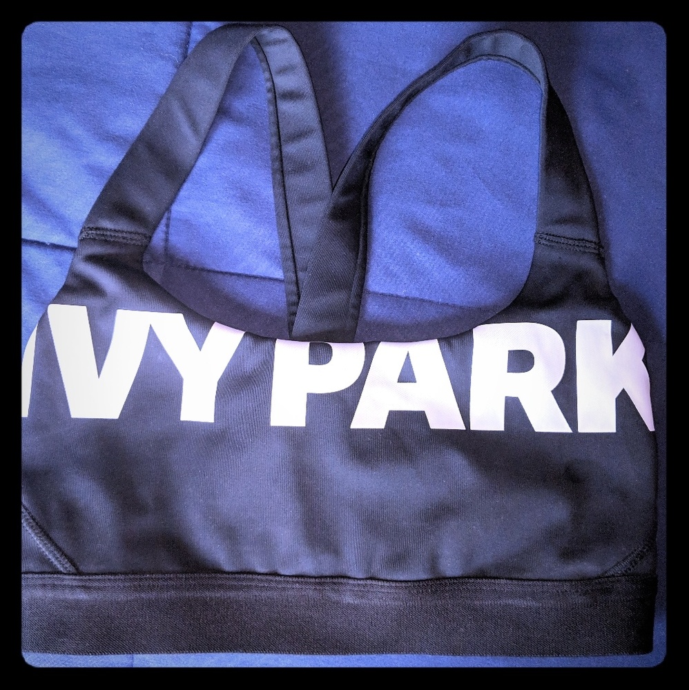 Ivy Park gym top